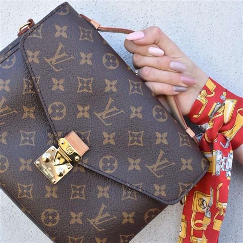 louis vuitton should bag|most popular louis vuitton purse.